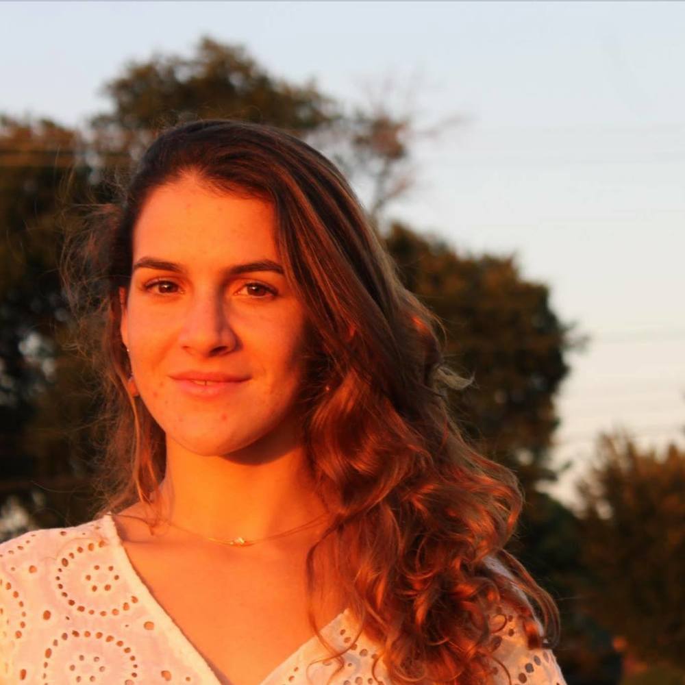Meet your Posher, Isabel